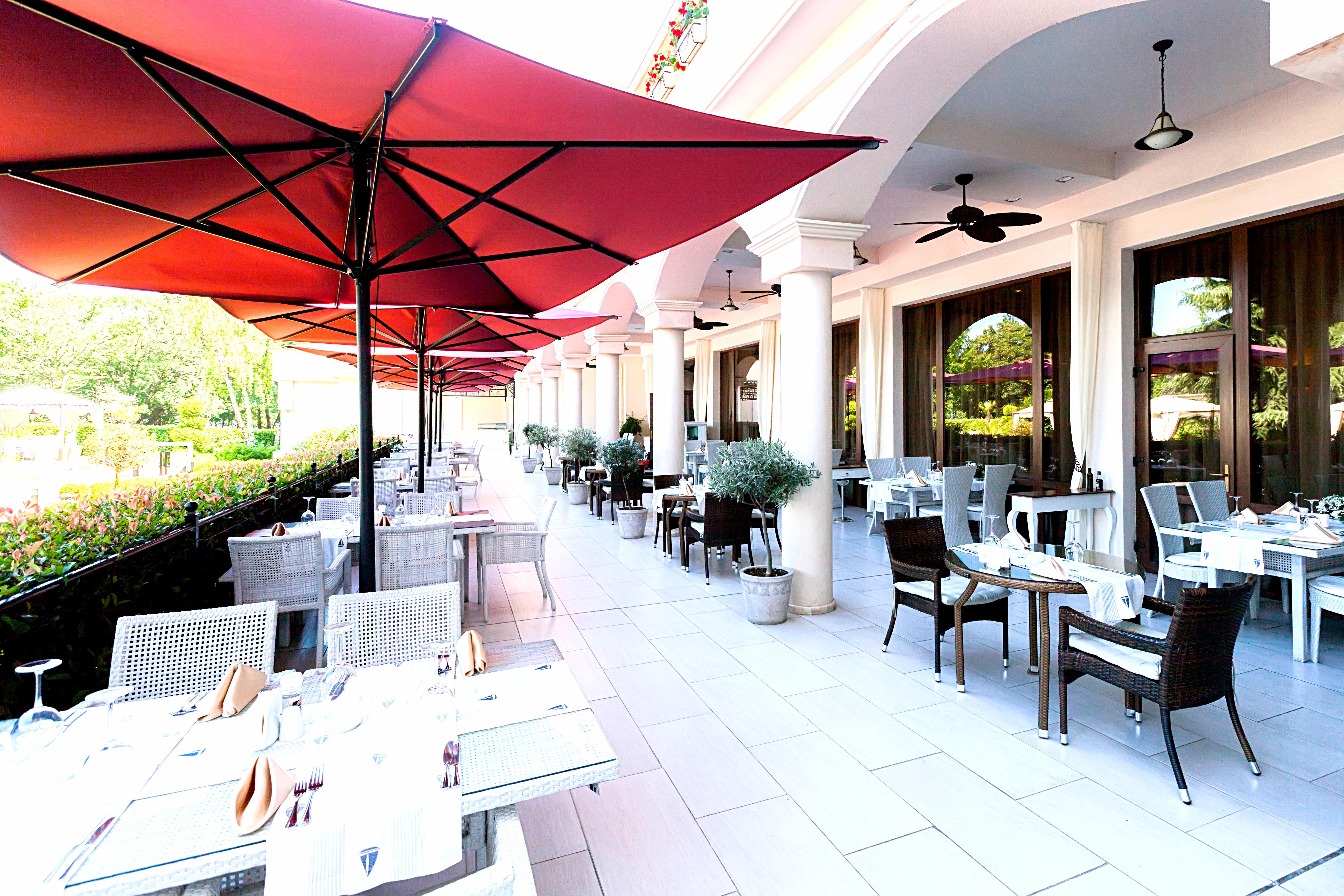 Primoretz Grand Hotel & Spa Burgas Bagian luar foto The Terrace
