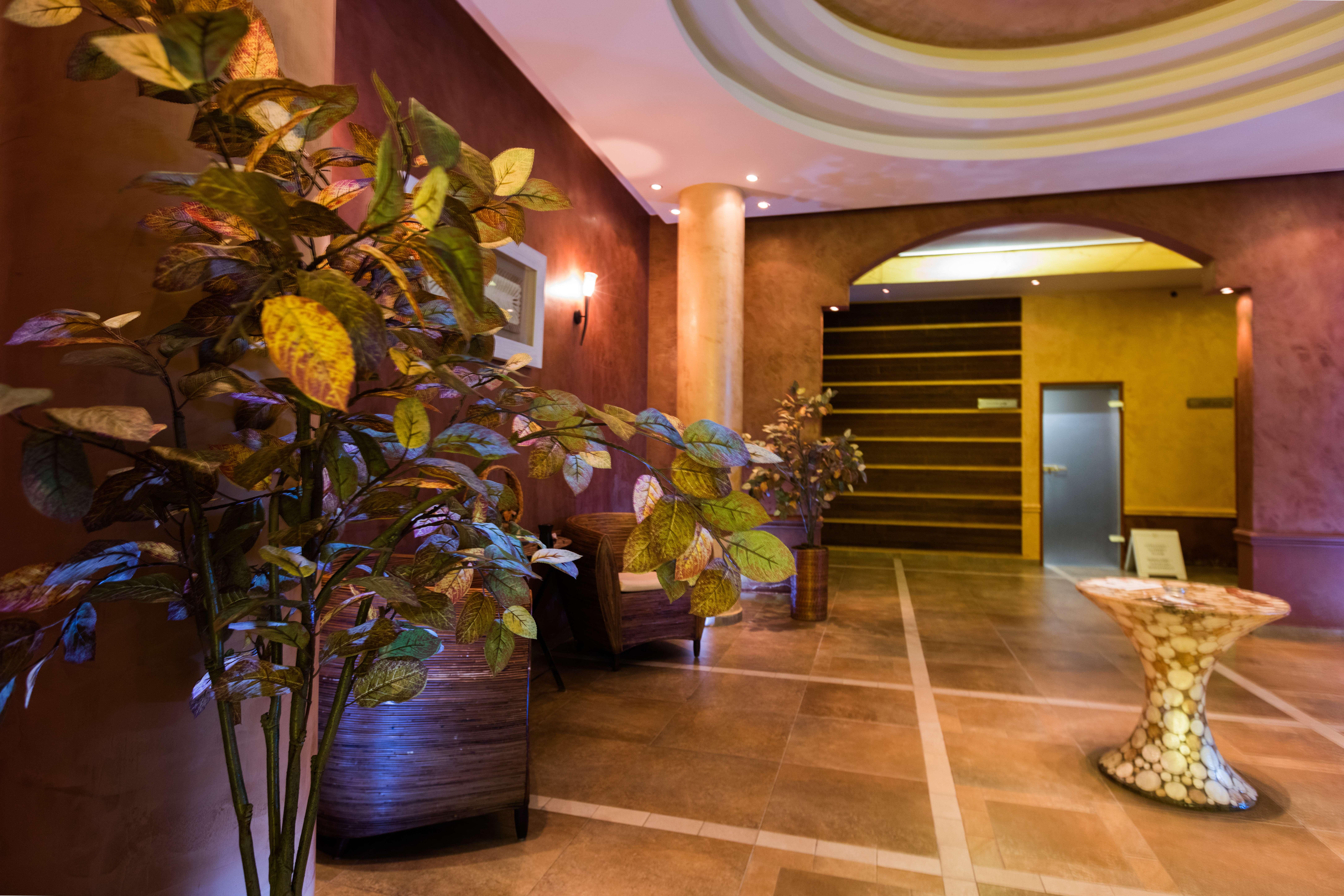 Primoretz Grand Hotel & Spa Burgas Bagian luar foto Interior of the hotel