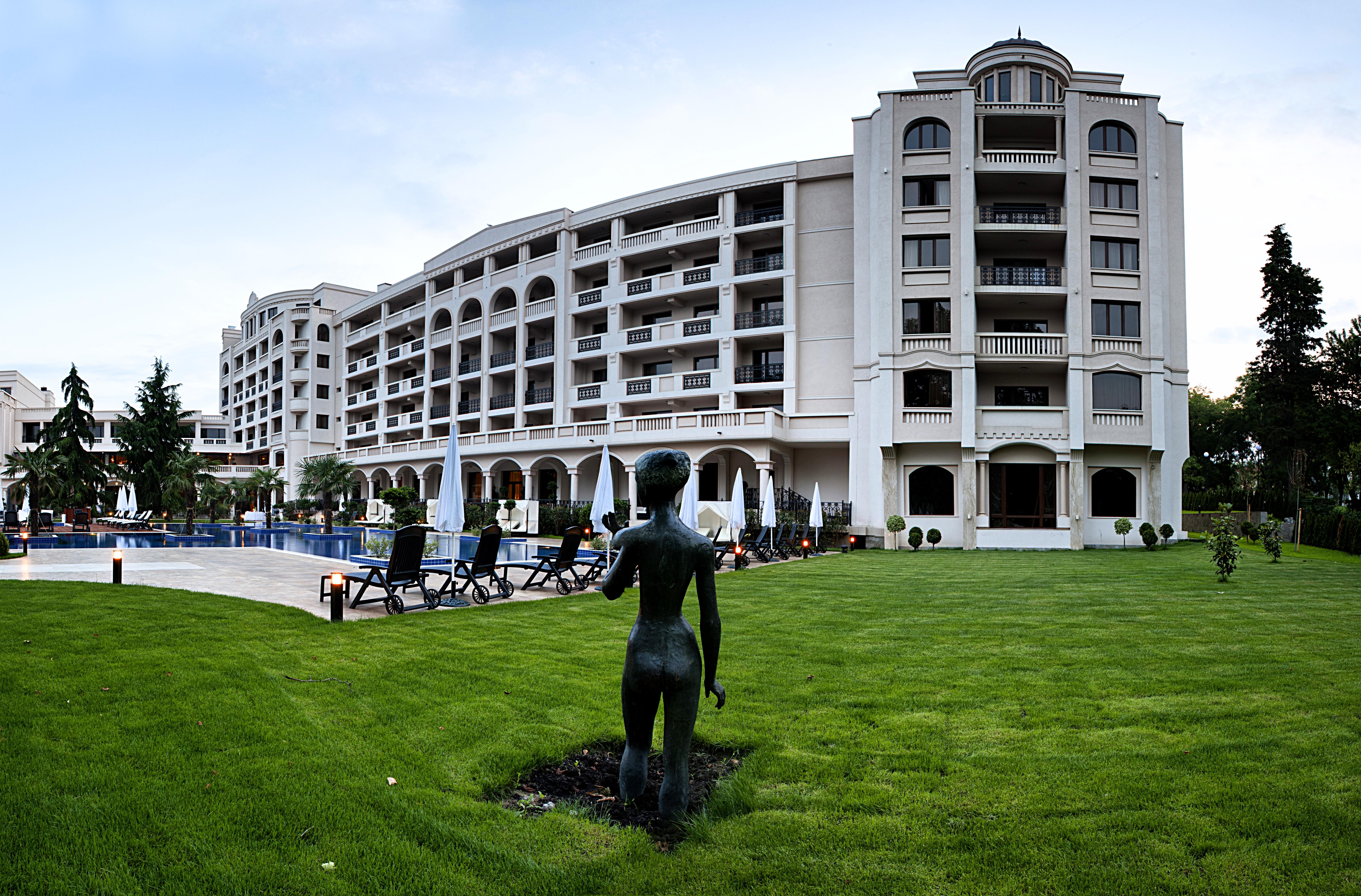 Primoretz Grand Hotel & Spa Burgas Bagian luar foto The Grand Hotel