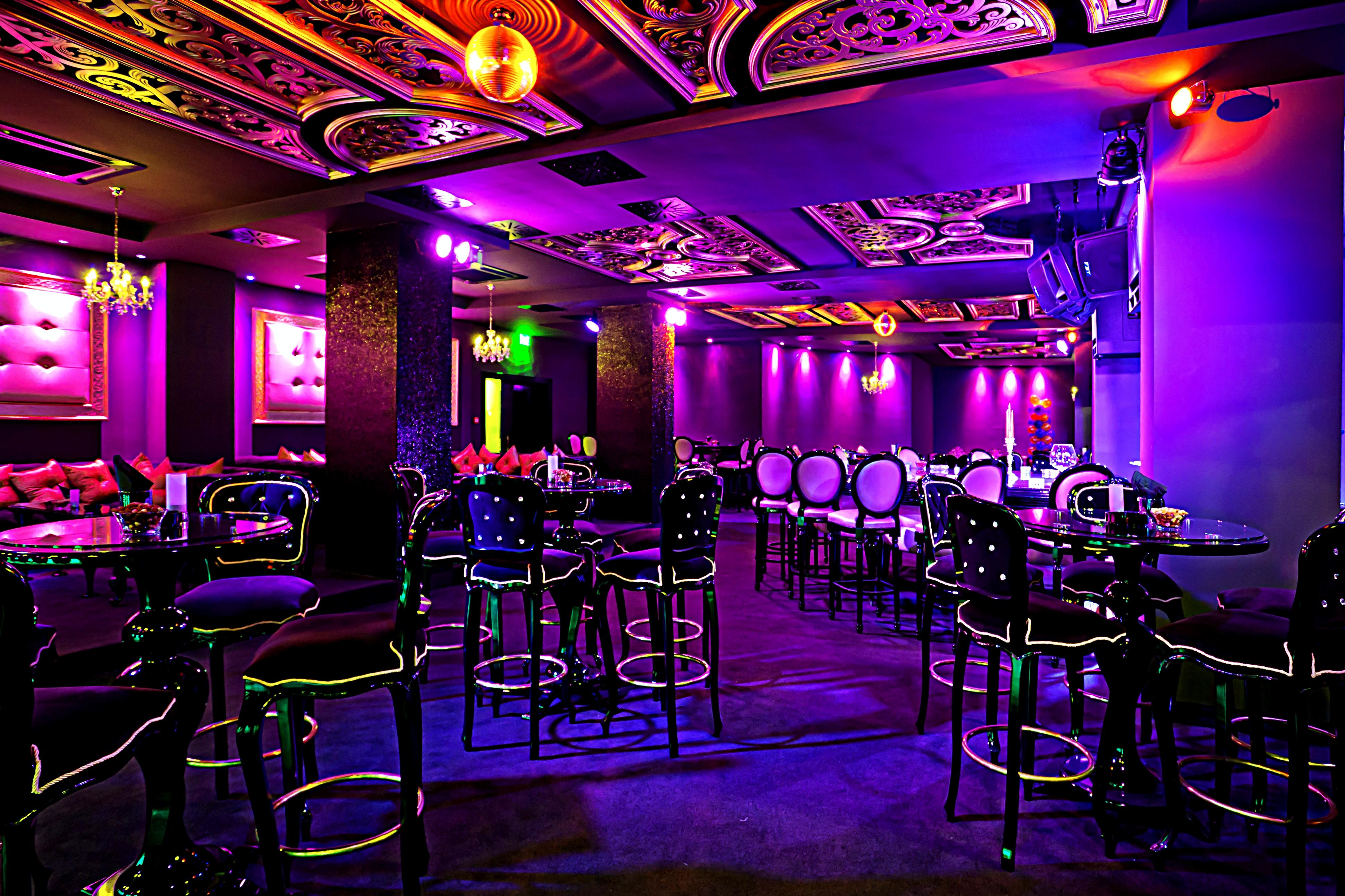 Primoretz Grand Hotel & Spa Burgas Bagian luar foto The interior of the nightclub